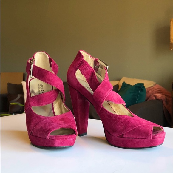 Michael Michael Kors raspberry suede platform pump - Picture 2 of 4